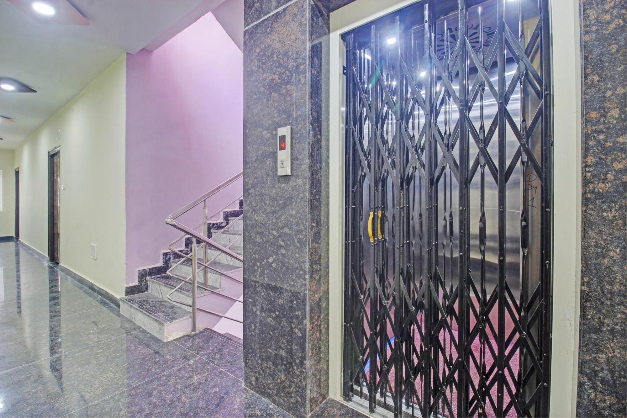 Super Hotel O Sri Nirvana Pride Ibrahimpatan Exterior photo