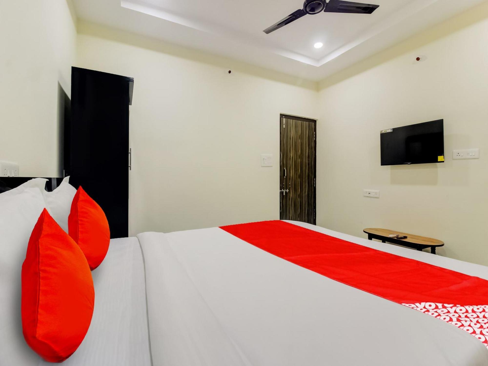 Super Hotel O Sri Nirvana Pride Ibrahimpatan Exterior photo